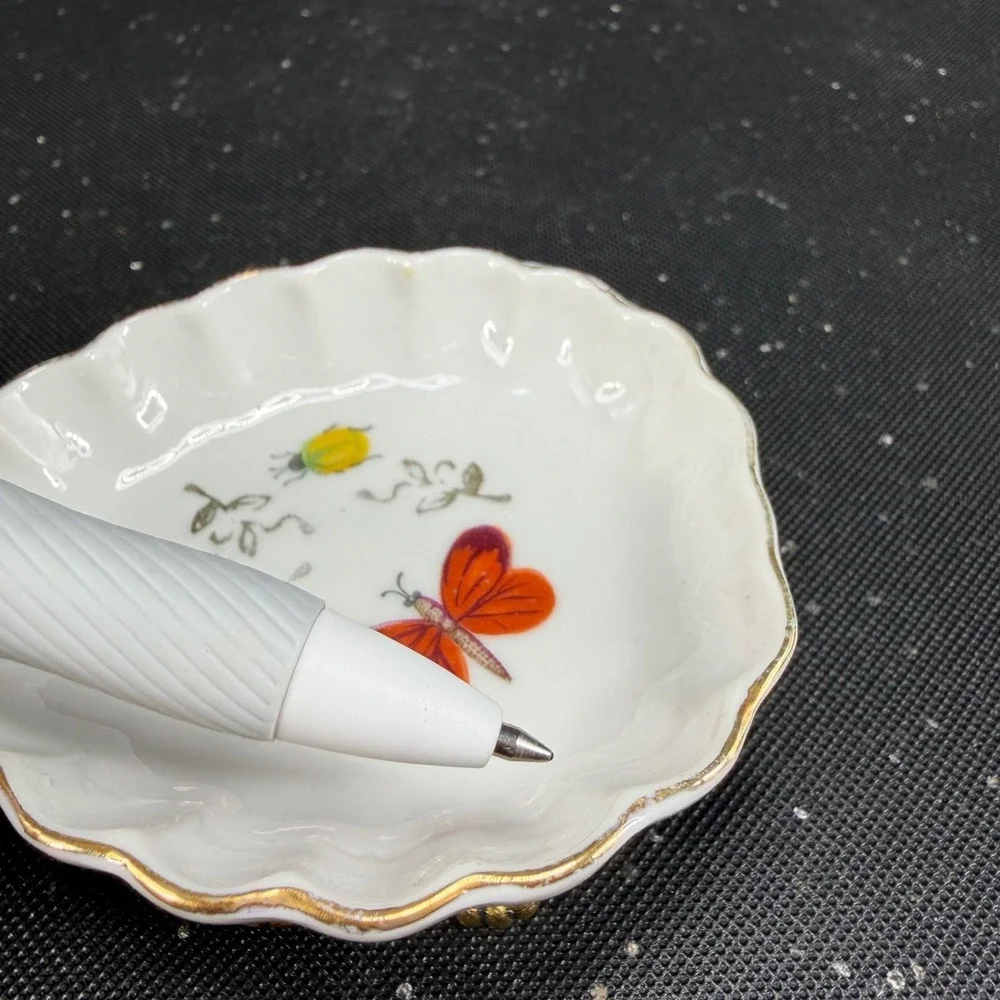 Vintage Porcelain Butterfly Beetle Trinket Dish Scalloped Brass Filigree Base‎